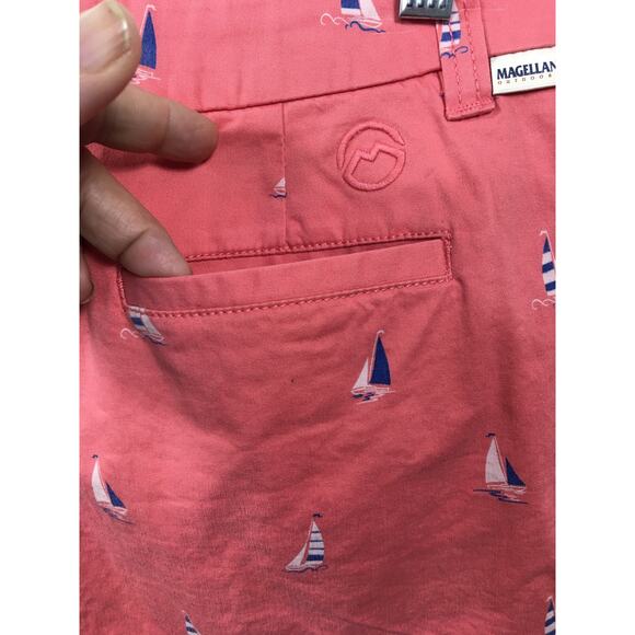 Magellan Outdoors Shorts Womens 2 Pink with Sailboat‎ Pattern Sailing Boating - Picture 6 of 9